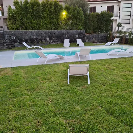 Orchidea Dell'etna Tatil Evi